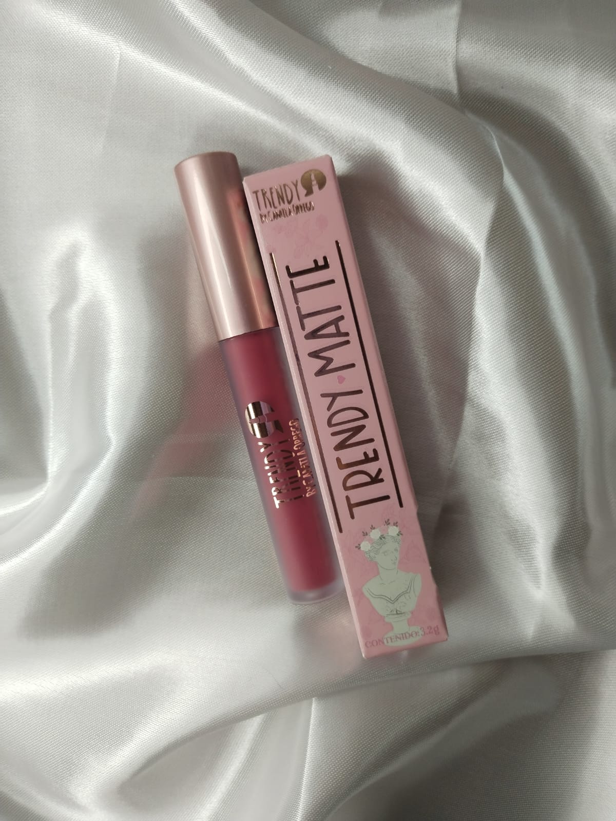 💄✨ Trendy Labial Matte – Color Profesional, Sensación Ligera ✨🔥