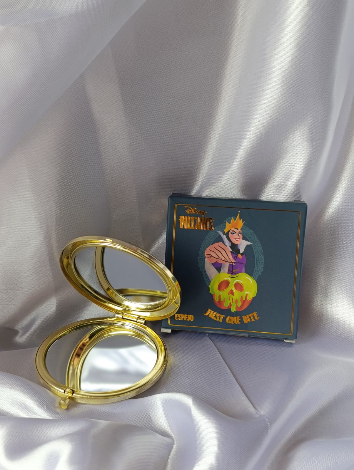 🪞 Espejo de Villanos – Refleja Tu Lado Más Poderoso